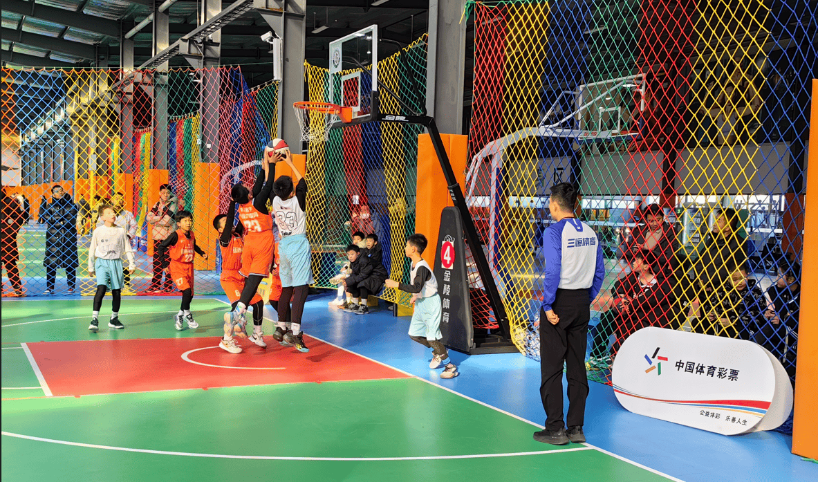 包含以“篮球+公益”为主题的全民运动日正式启动的词条