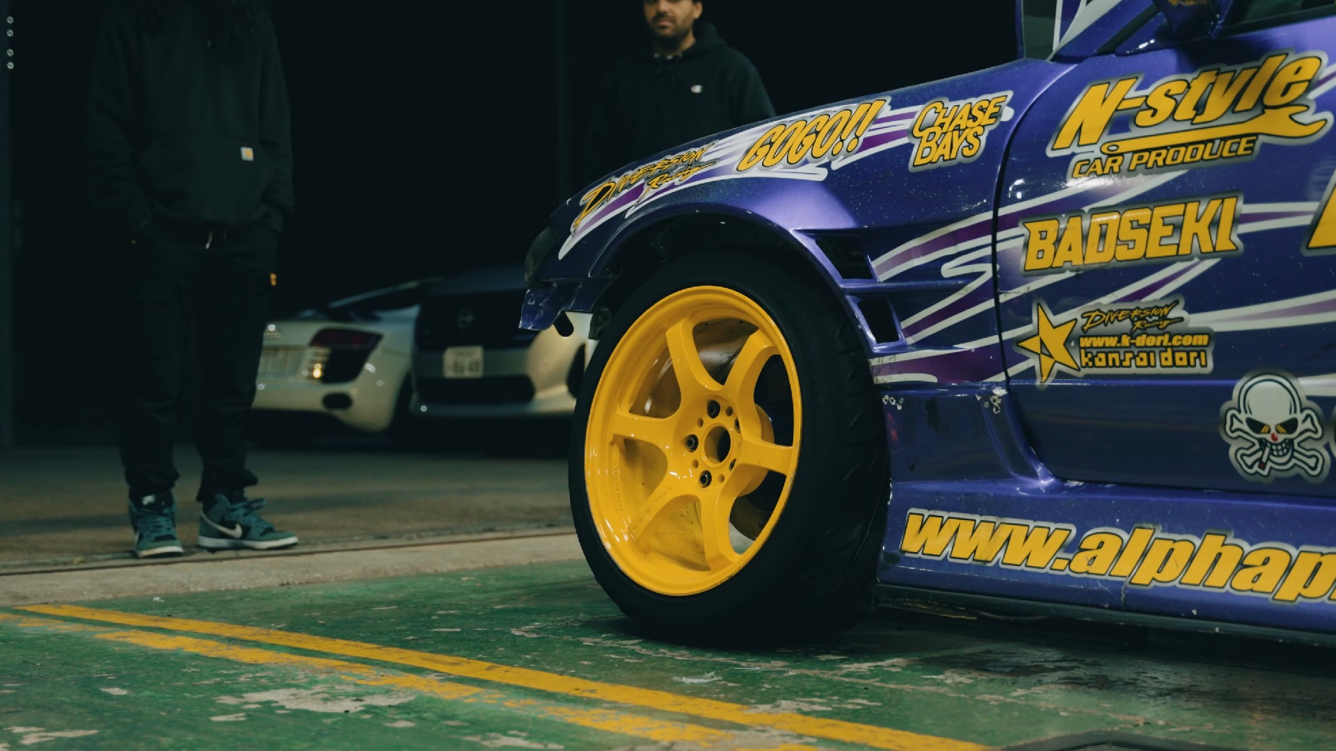 开云网页版-包含“飘逸漂移：弯道飞舞的速度艺术”的词条