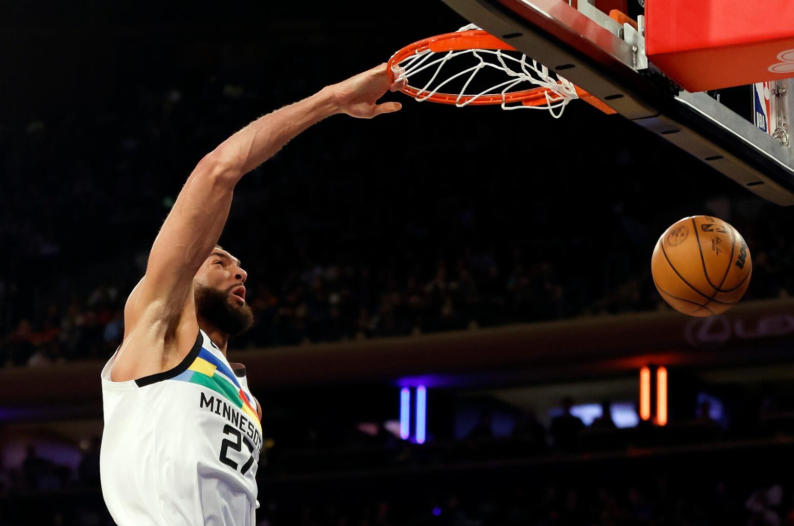 戈贝尔：爵士的防守核心