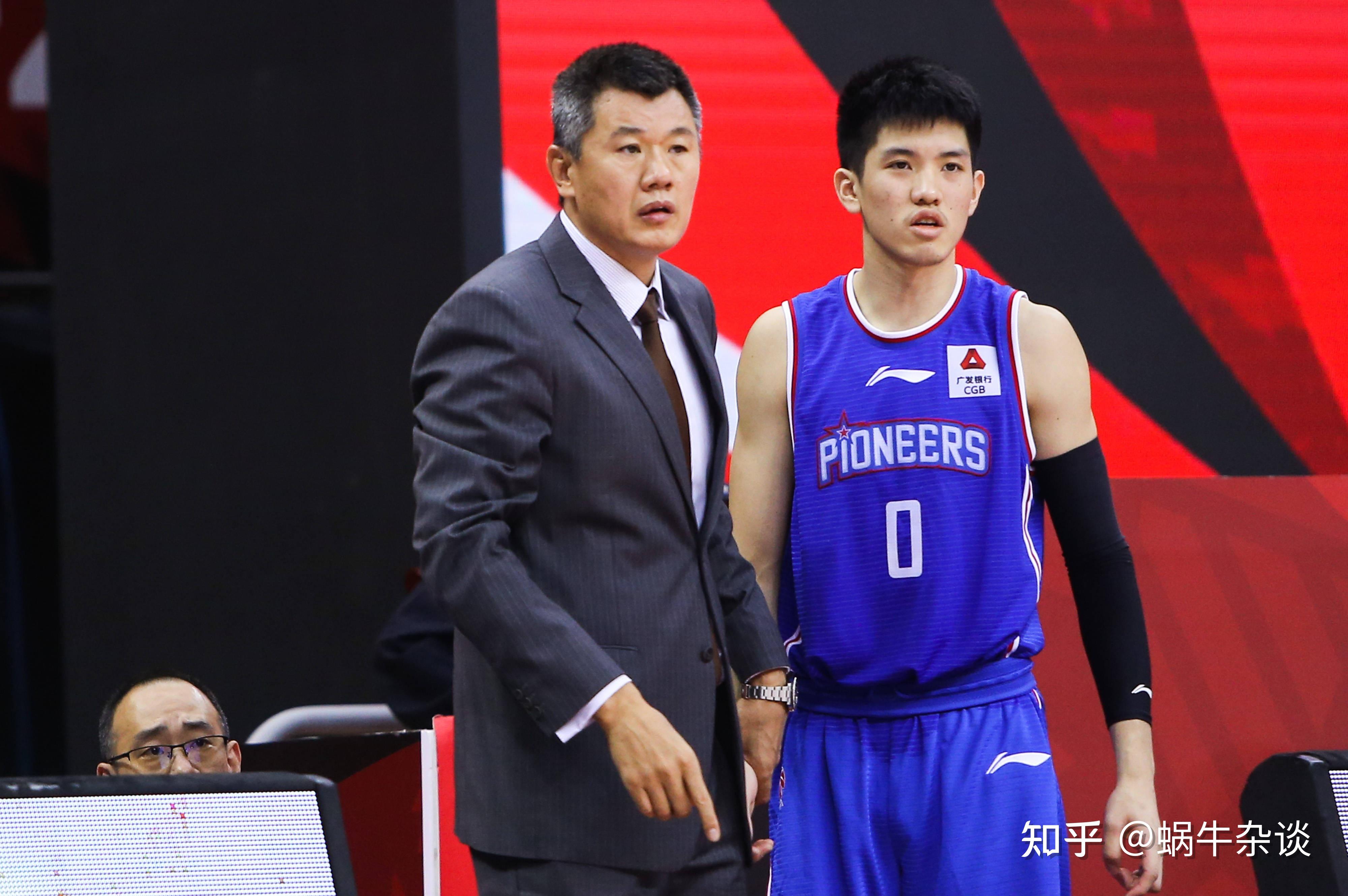 包含开云体育：CBA球员：高薪背后，压力与责任，如何平衡职业与生活？的词条